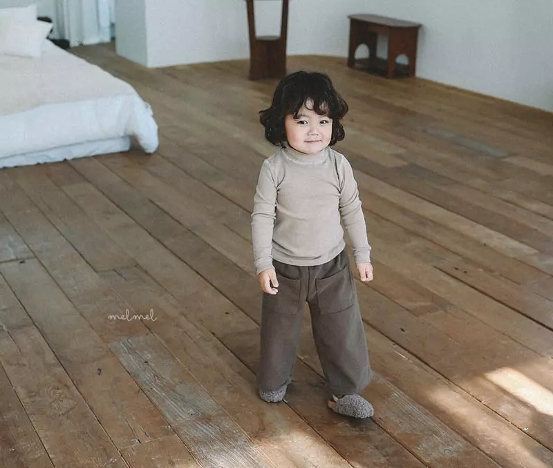 Melmel - Korean Baby Fashion - #babyboutiqueclothing - Warm Half Turtleneck Tee - 5