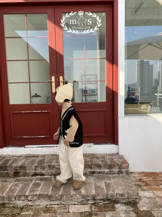 Melon Switch - Korean Children Fashion - #kidzfashiontrend - Bear Vest - 7