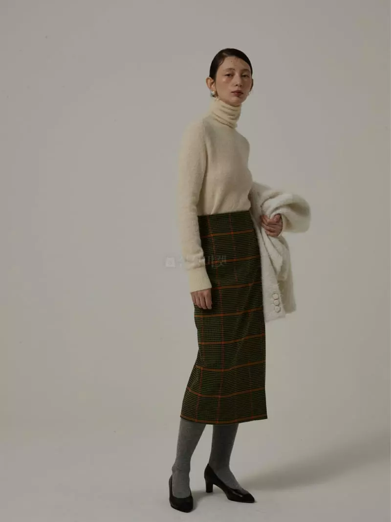 Neroli36 - Korean Women Fashion - #momslook - Fleece Check Skirt - 7