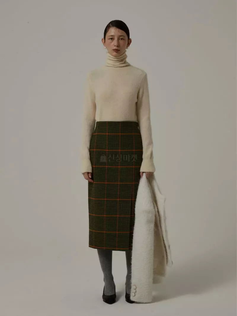 Neroli36 - Korean Women Fashion - #momslook - Fleece Check Skirt - 9