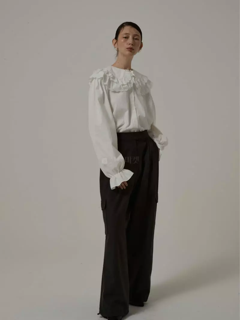 Neroli36 - Korean Women Fashion - #vintageinspired - Frill Blouse - 7