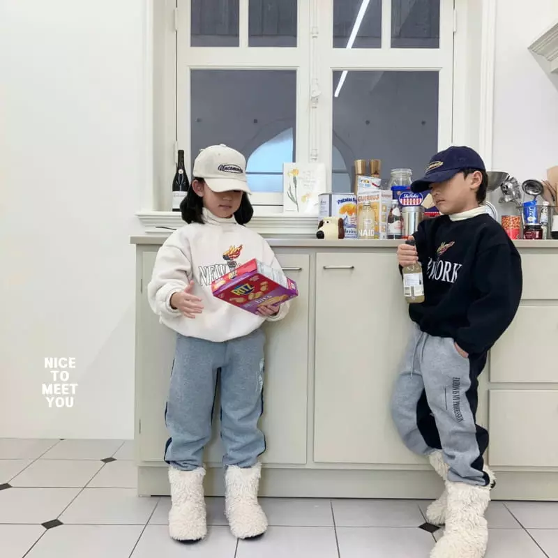 Nice To Meet You - Korean Children Fashion - #prettylittlegirls - New York Sweatshirt - 11