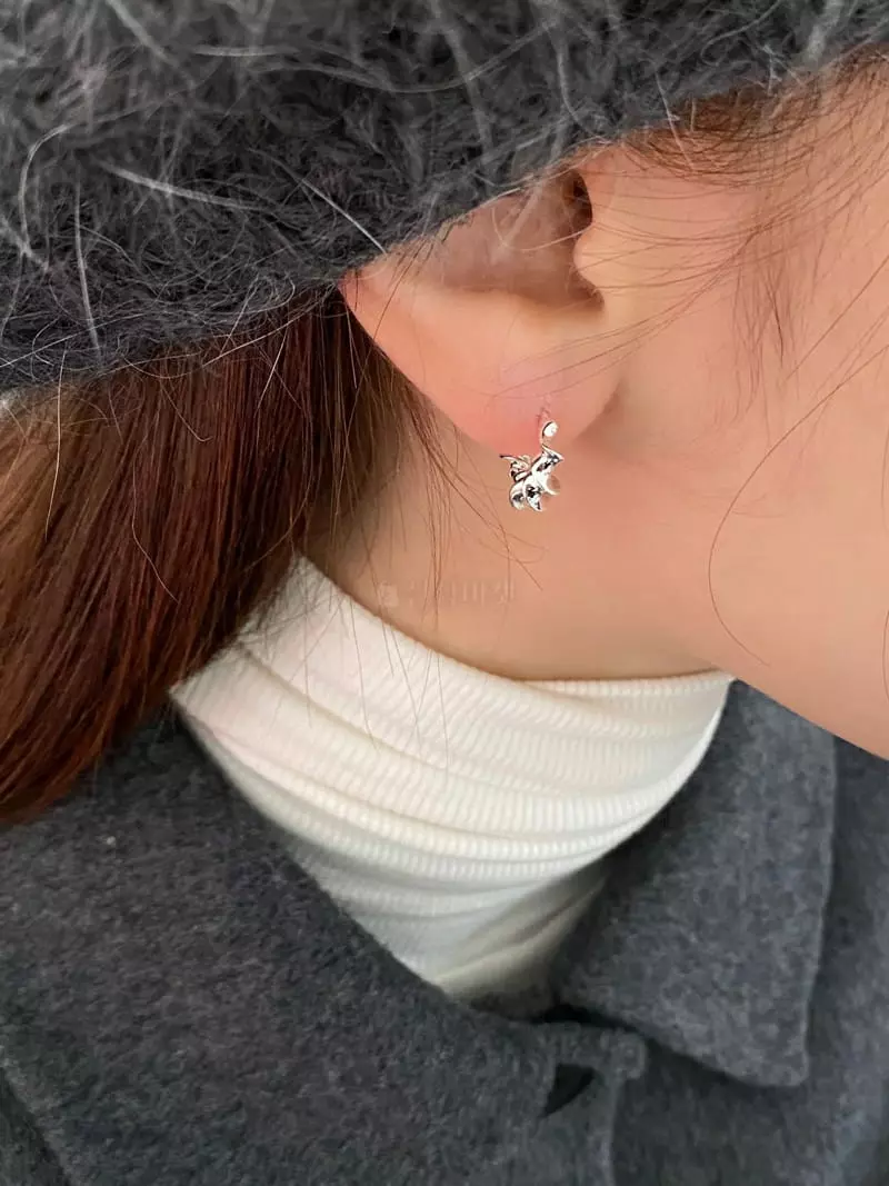Nyunyu Wear - Korean Women Fashion - #momslook - Twist Earring - 2