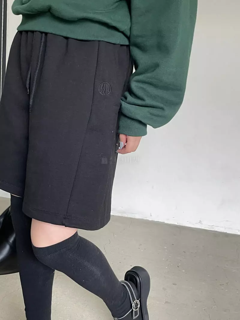 Nyunyu Wear - Korean Women Fashion - #romanticstyle - Pocket Shorts
