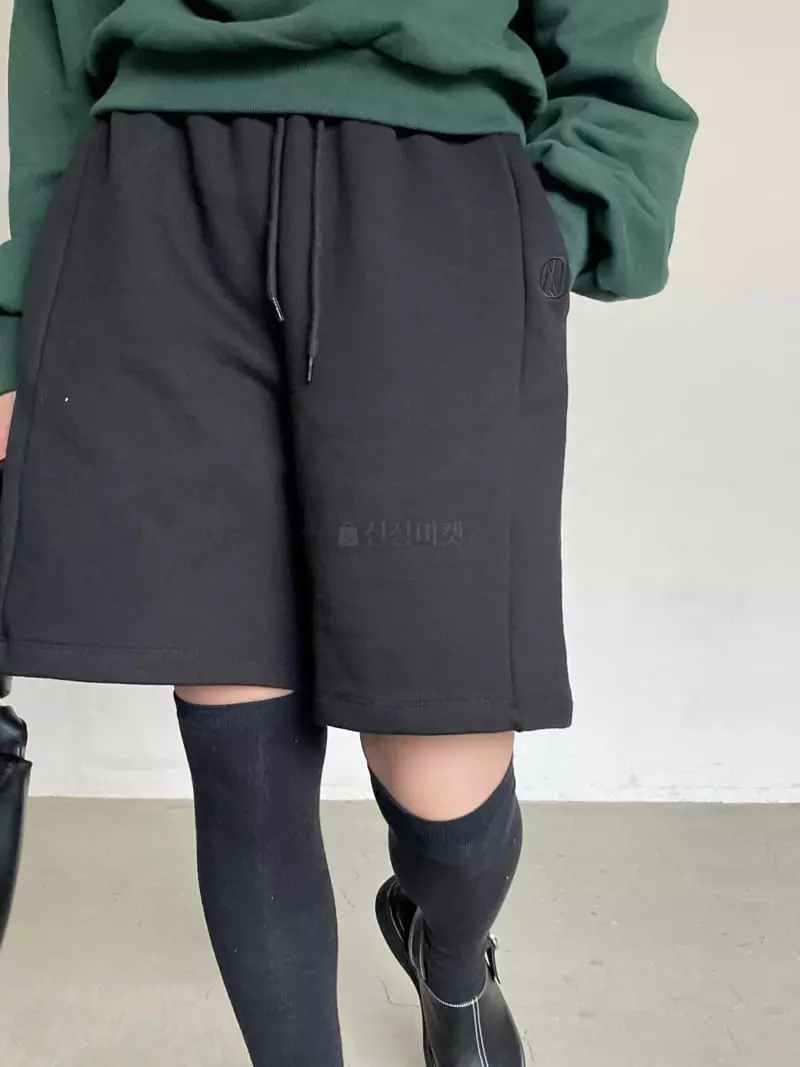 Nyunyu Wear - Korean Women Fashion - #shopsmall - Pocket Shorts - 2