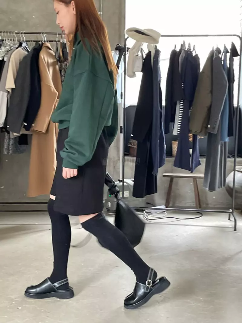Nyunyu Wear - Korean Women Fashion - #thatsdarling - Pocket Shorts - 4
