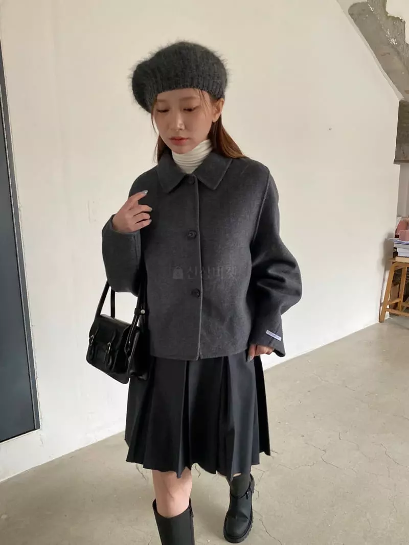 Nyunyu Wear - Korean Women Fashion - #thelittlethings - Unbal Crop Coat