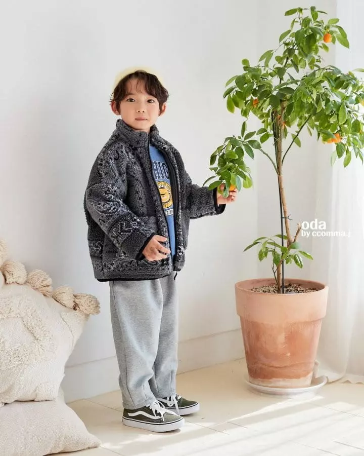 Oda - Korean Women Fashion - #romanticstyle - Paisely Jumper with Mom - 5