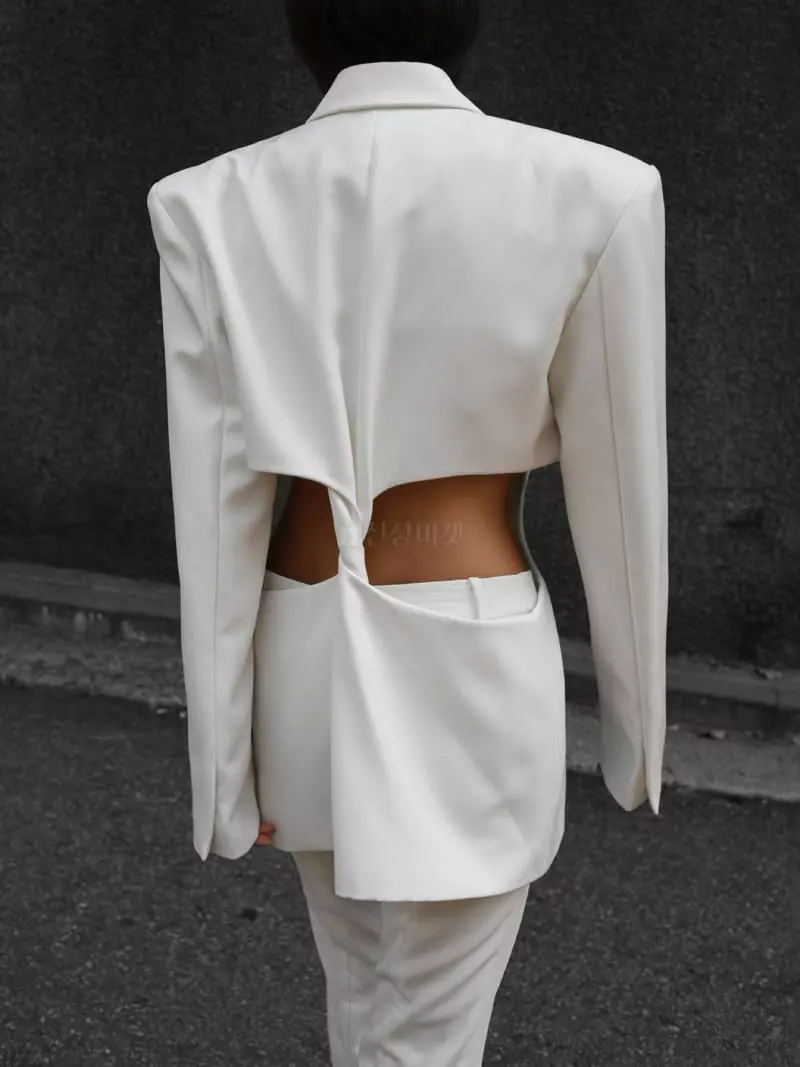 Paper Moon - Korean Women Fashion - #romanticstyle - Waist Jacket - 6