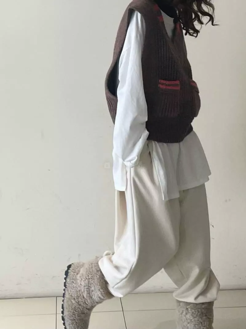 Paris Match - Korean Women Fashion - #momslook - Marca Knit Vest - 2