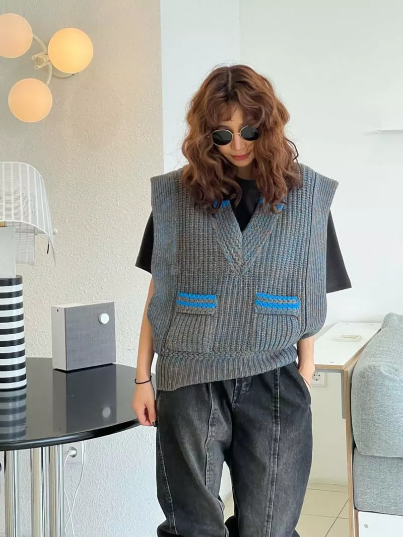 Paris Match - Korean Women Fashion - #womensfashion - Marca Knit Vest - 3
