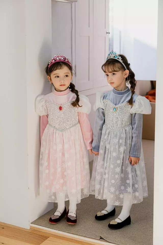 Pink Berry - Korean Children Fashion - #kidsshorts - Jewerly Crown