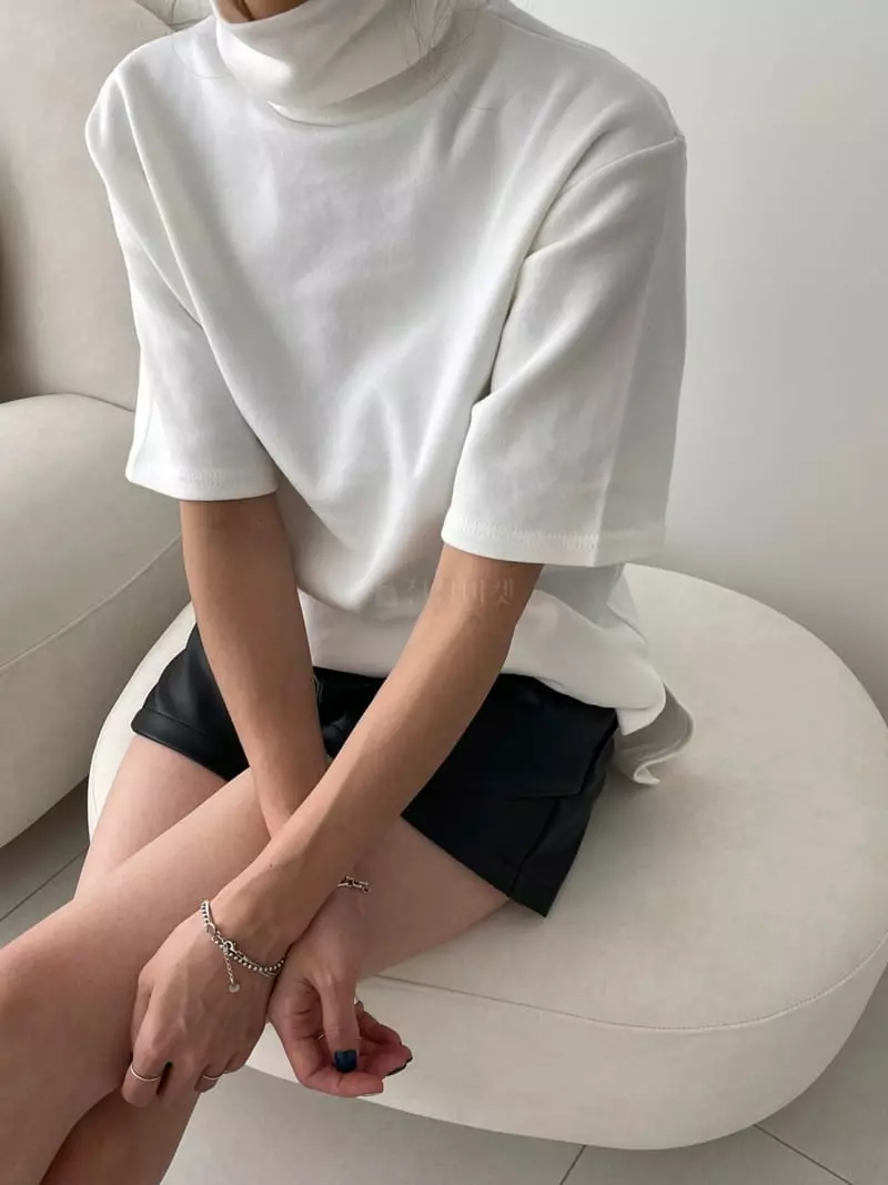 Ripple - Korean Women Fashion - #momslook - Moco Turtleneck Tee - 6