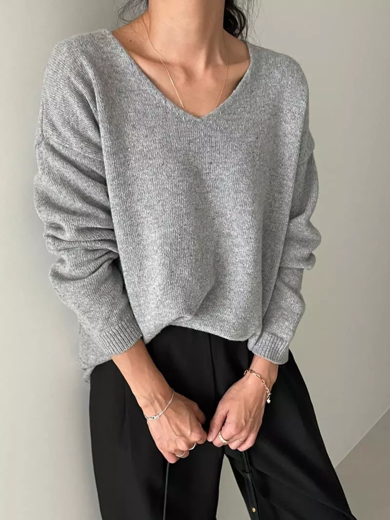 Ripple - Korean Women Fashion - #momslook - Lams V Knit Tee