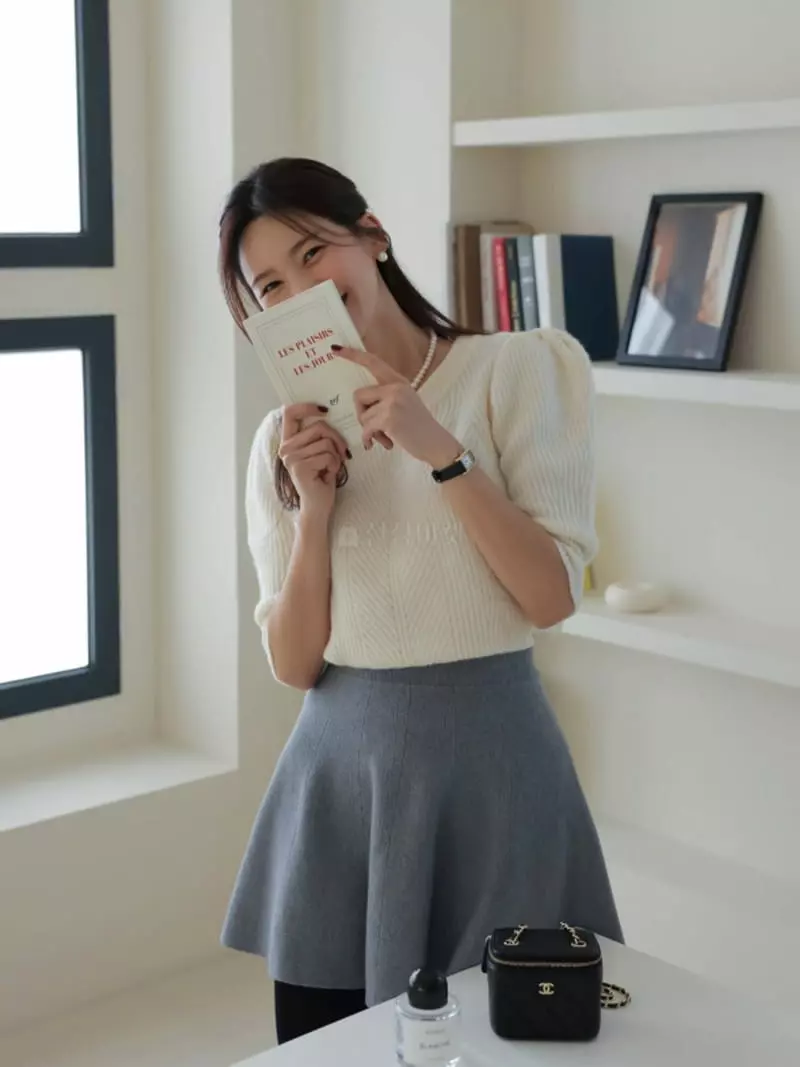 Ripple - Korean Women Fashion - #womensfashion - Mone Puff Knit Tee - 2