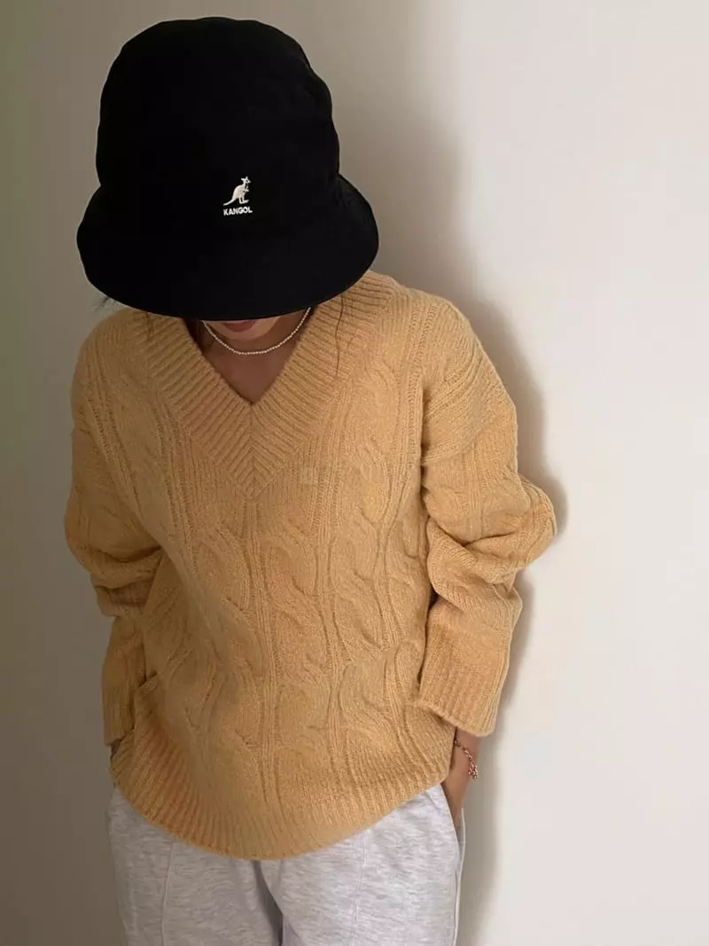 Ripple - Korean Women Fashion - #womensfashion - Honey Knit Tee - 2