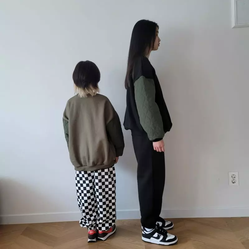 Riwoo Riwoo - Korean Children Fashion - #magicofchildhood - Sleeves Padding Sweathsirt - 2