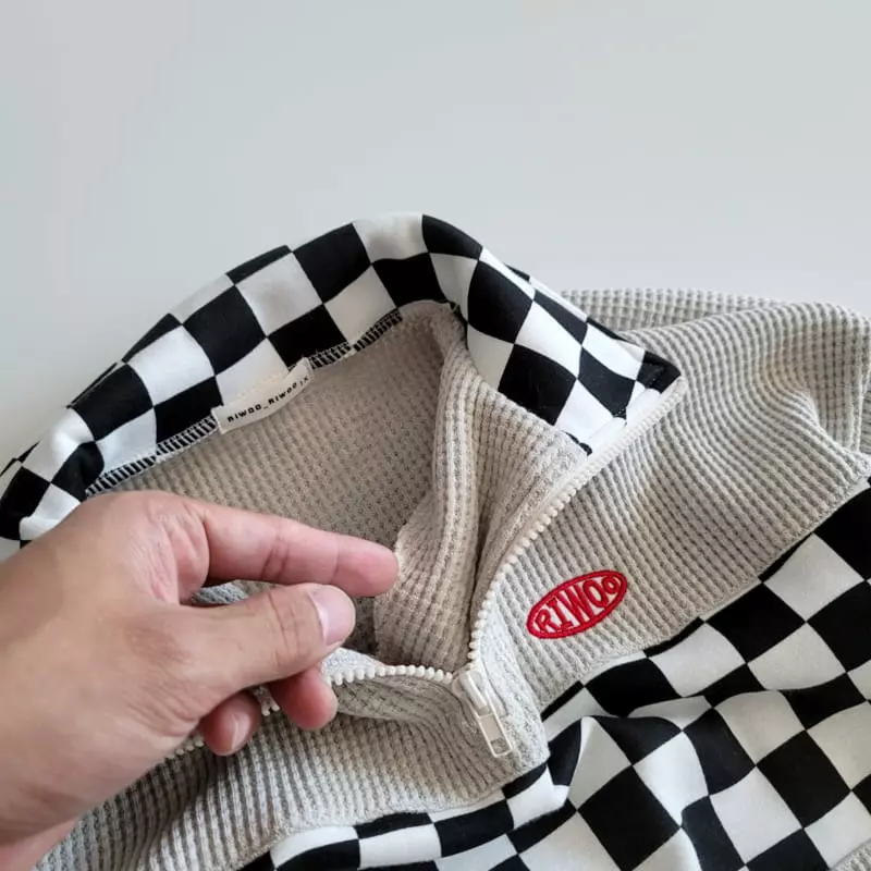 Riwoo Riwoo - Korean Junior Fashion - #stylishchildhood - Checker Zip-up - 4