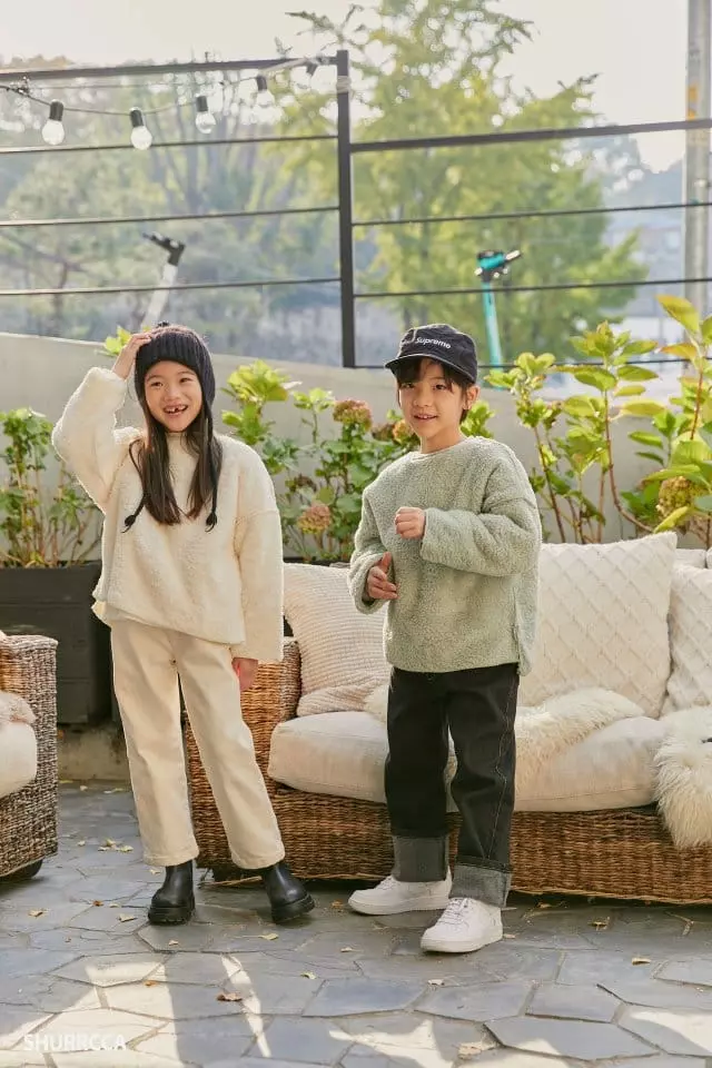 Shurrcca - Korean Children Fashion - #childofig - Roll-up Black Jeans - 4
