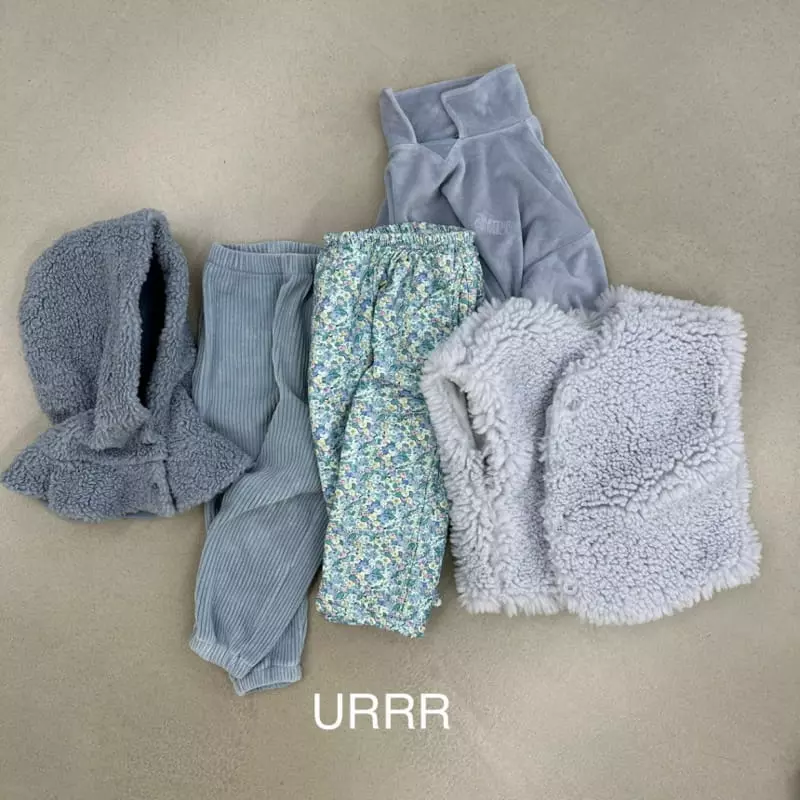 Urrr - Korean Children Fashion - #toddlerclothing - Classic Embrodiery Velvet Sweathisrt - 8