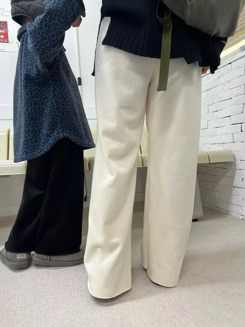 Fine Studio - Korean Children Fashion - #kidsshorts - Mink Wide Pants with Mom - 10