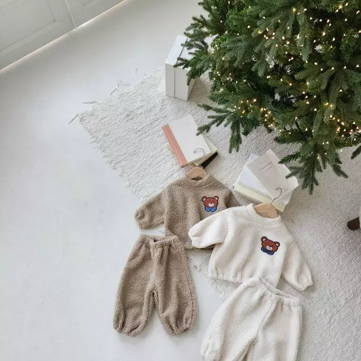 From J - Korean Baby Fashion - #babyoutfit - Bear Patch Top Bottom Set - 4