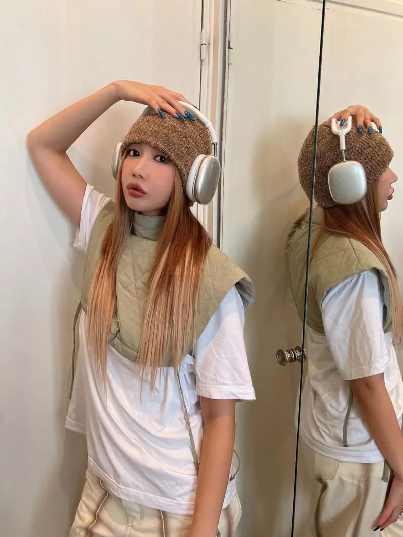 Gateless - Korean Women Fashion - #momslook - Crop Vest - 3