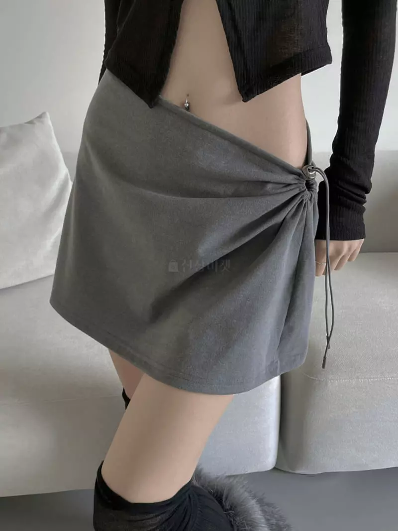 Gateless - Korean Women Fashion - #momslook - Cut Out Mini Skirt - 10