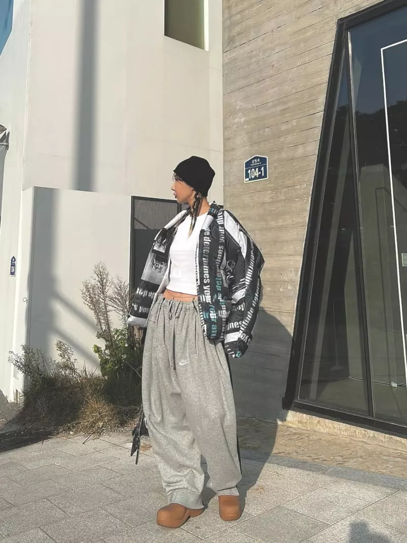 Gateless - Korean Women Fashion - #romanticstyle - Down Town Padding Jacket - 2