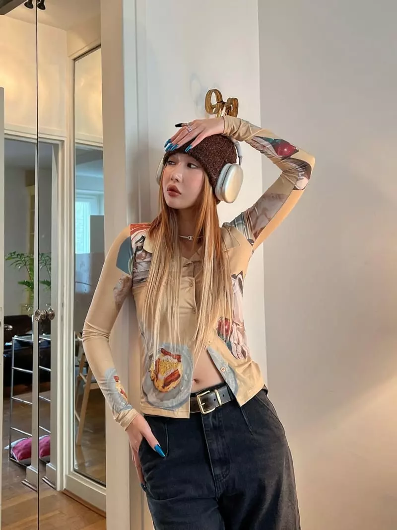 Gateless - Korean Women Fashion - #vintagekidsstyle - Ubje Collar Tee - 10