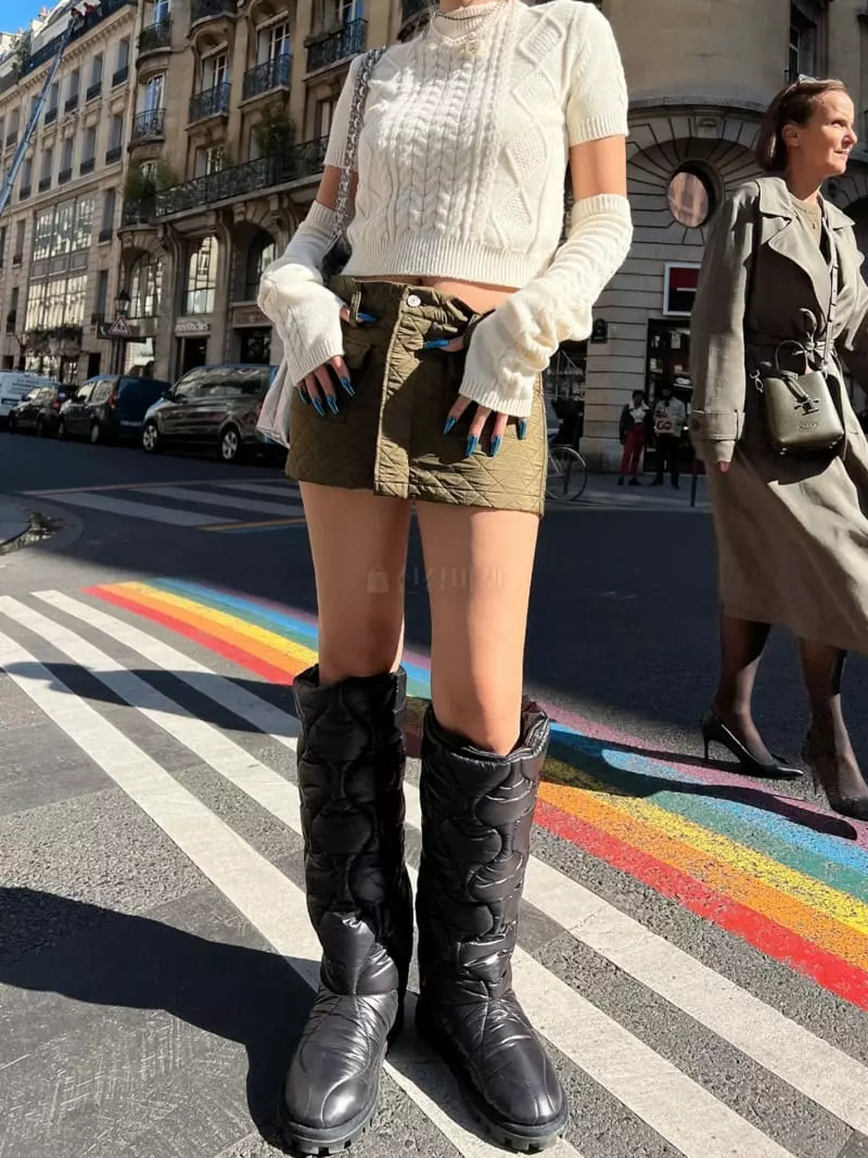 Gateless - Korean Women Fashion - #womensfashion - Quilting Mini Skirt - 2