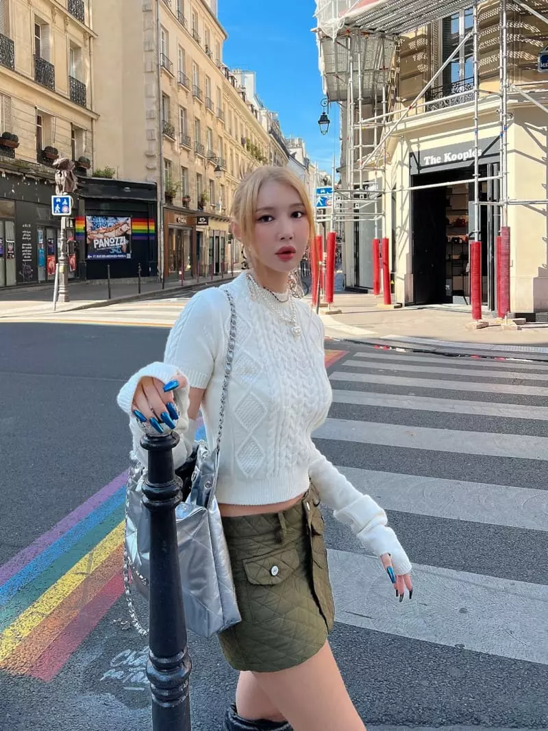 Gateless - Korean Women Fashion - #womensfashion - Quilting Mini Skirt - 6