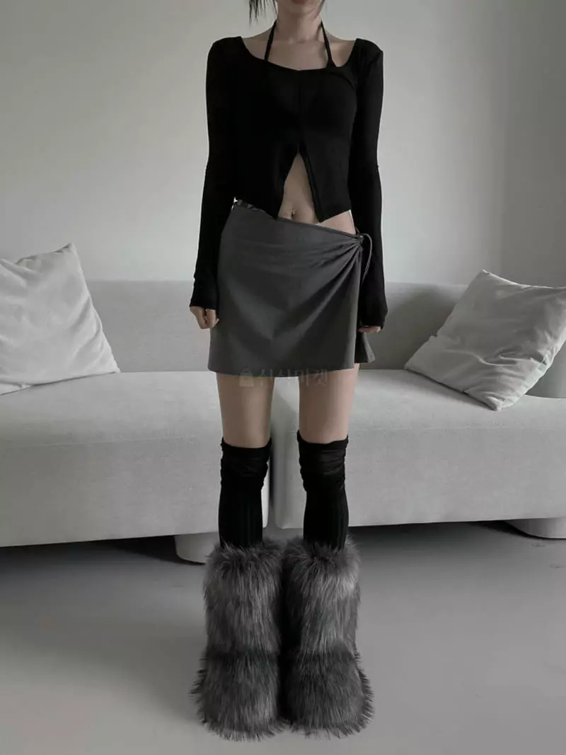 Gateless - Korean Women Fashion - #womensfashion - Cut Out Mini Skirt - 3