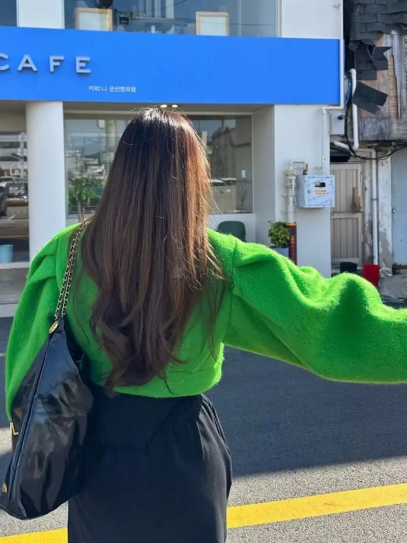 Ginger - Korean Women Fashion - #momslook - Vivid Crop Jacket - 9