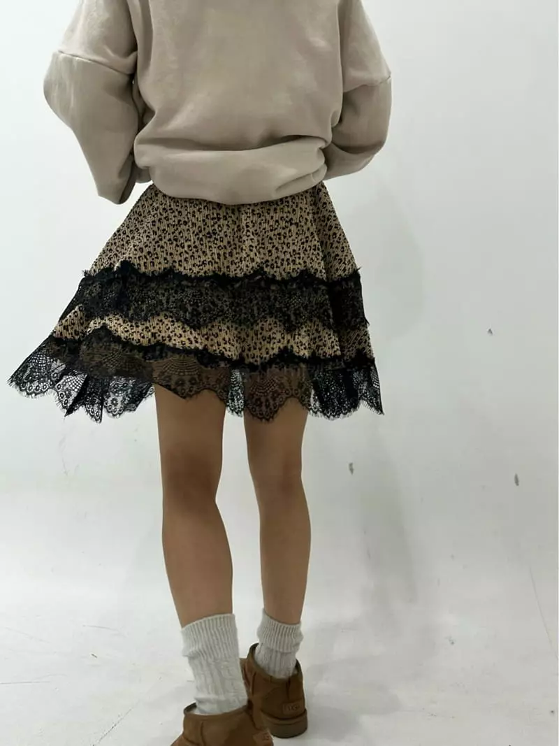 Ginger - Korean Women Fashion - #momslook - Leopard Velvet Skirt