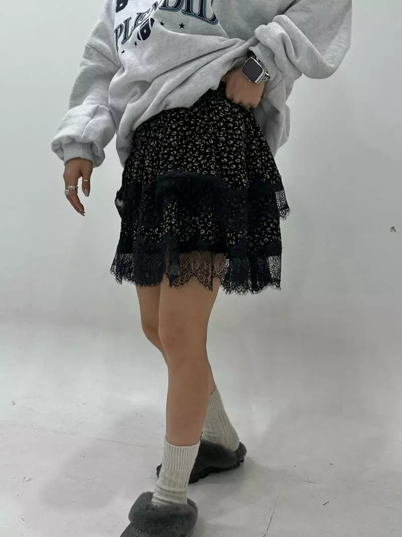 Ginger - Korean Women Fashion - #thatsdarling - Leopard Velvet Skirt - 9