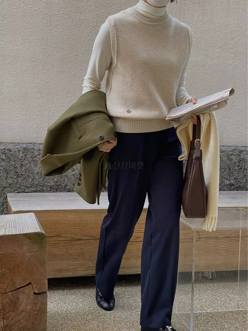 Glow Approach - Korean Women Fashion - #momslook - Knit Vest - 2