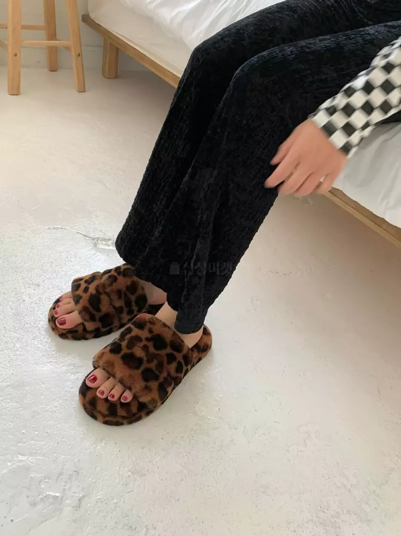 Golden Shoe - Korean Women Fashion - #momslook - i6028 Slipper - 2