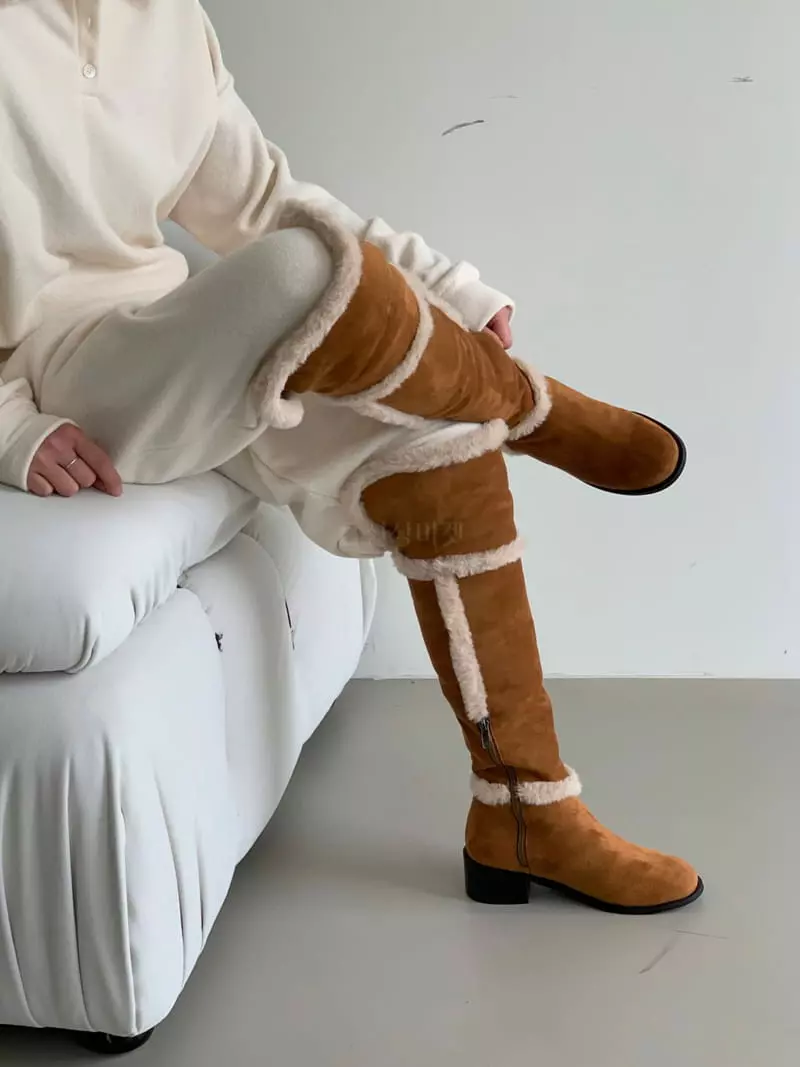 Golden Shoe - Korean Women Fashion - #momslook - i1836 Boots - 11