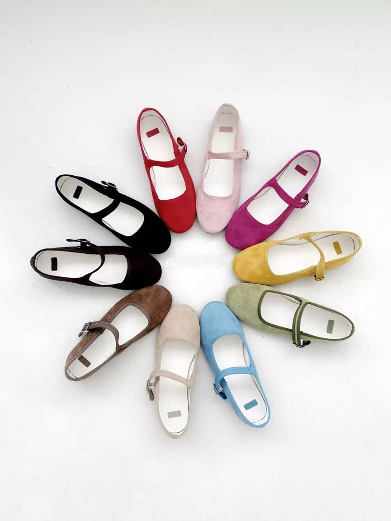 Golden Shoe - Korean Women Fashion - #thelittlethings - L86030 Flats