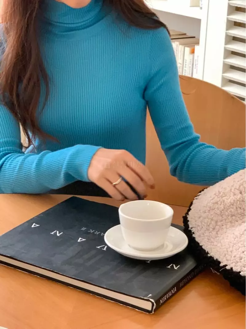 Gracia - Korean Women Fashion - #momslook - Rib Turtleneck Tee - 12