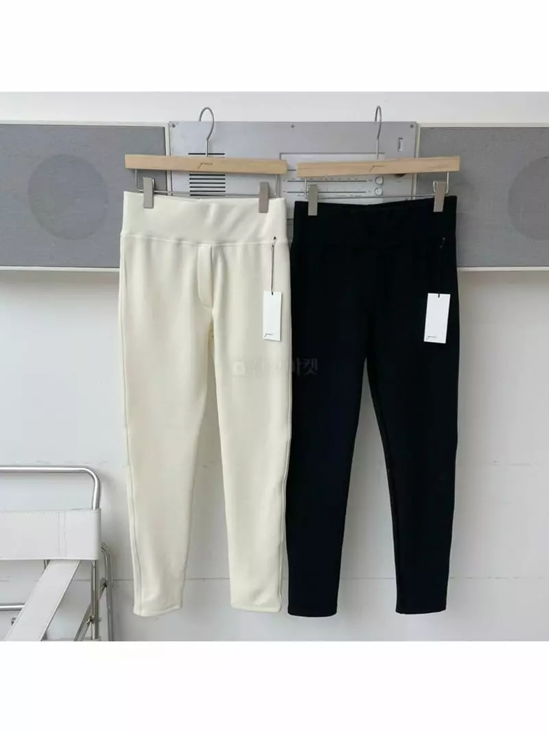Gracia - Korean Women Fashion - #momslook - Leggings Pants - 12