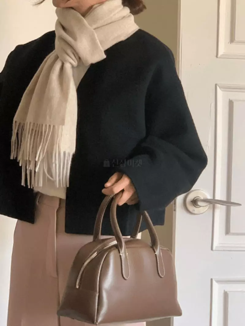 Gracia - Korean Women Fashion - #momslook - No Collar Coat - 6