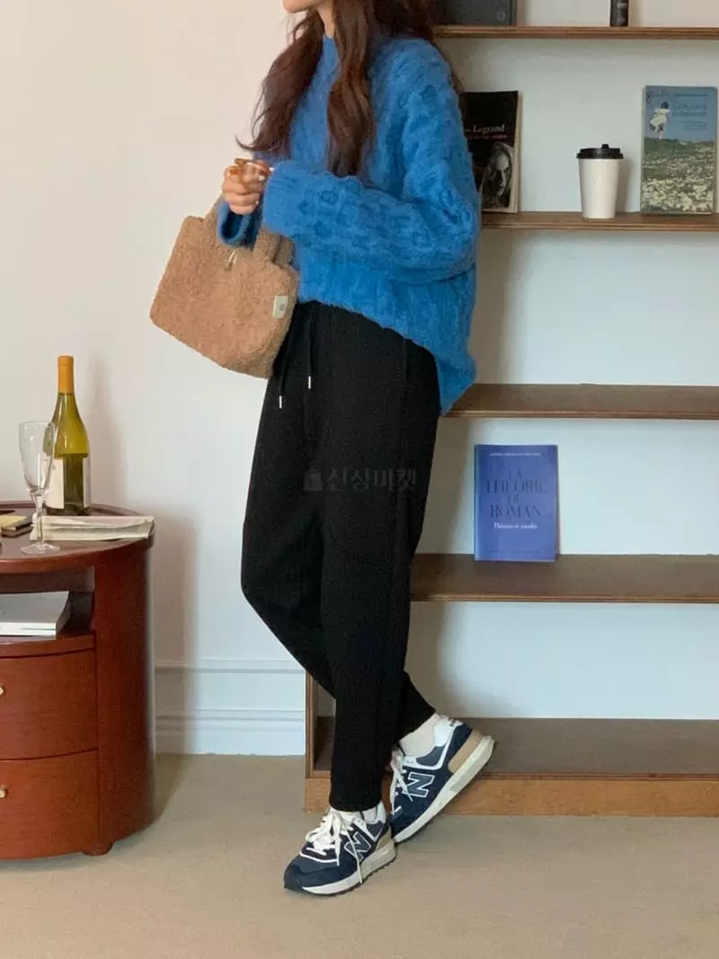 Gracia - Korean Women Fashion - #romanticstyle - Slim Jogger Pants - 4