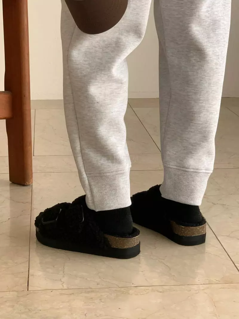 Gracia - Korean Women Fashion - #thelittlethings - Slim Jogger Pants - 6