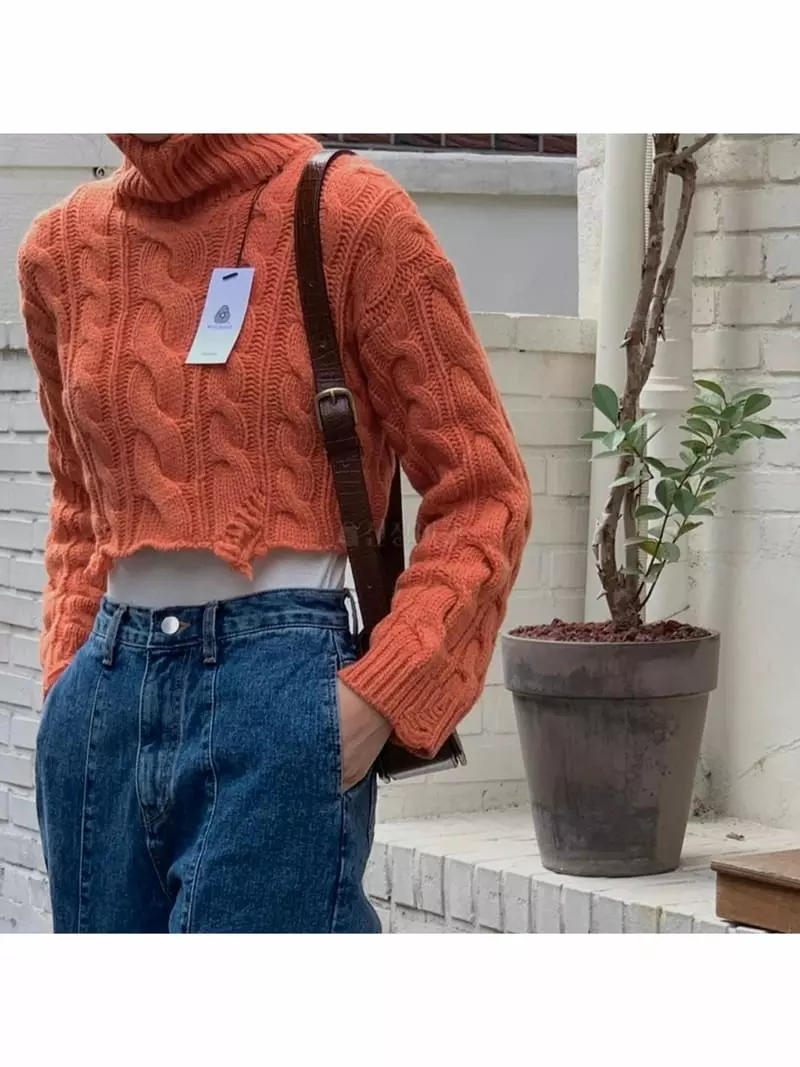 Gracia - Korean Women Fashion - #momslook - Vintage Crop Knit Tee - 4