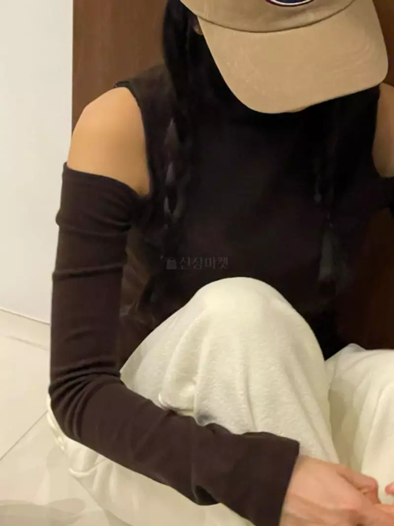 Hi Raki - Korean Women Fashion - #romanticstyle - Eve Turtleneck Tee - 6