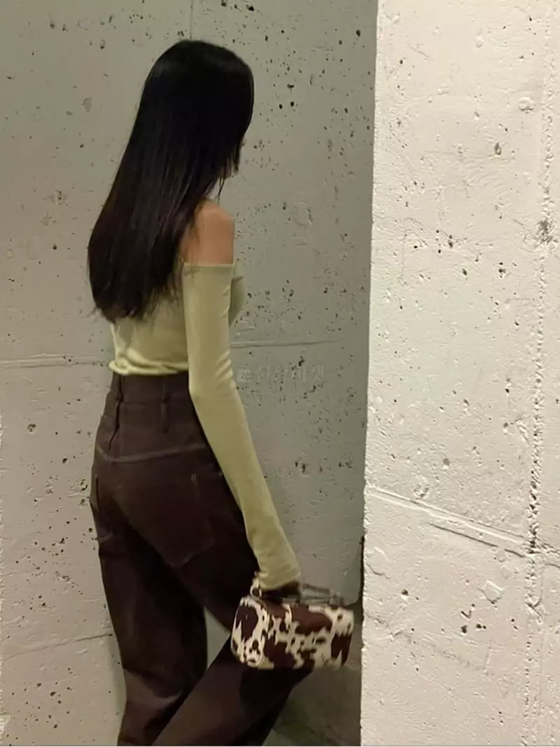 Hi Raki - Korean Women Fashion - #vintageinspired - Eve Turtleneck Tee - 2