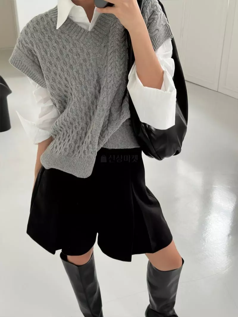 Highcolor - Korean Women Fashion - #momslook - Waffle Vest Knit - 10