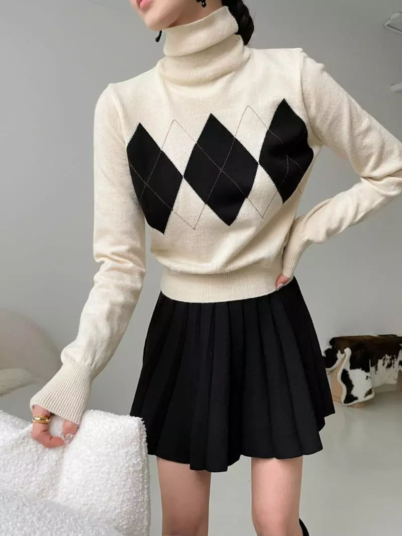 Highcolor - Korean Women Fashion - #momslook - Dia Turtleneck Knit Tee - 6